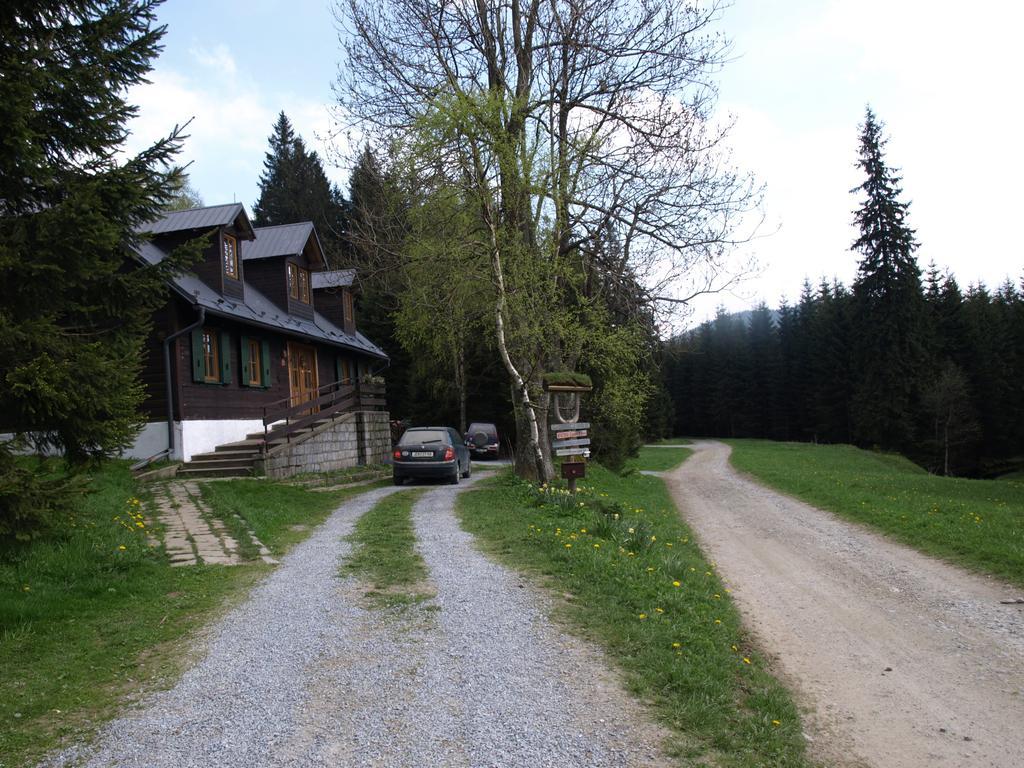 Chata Pod Koberstejnem Rejviz Bagian luar foto